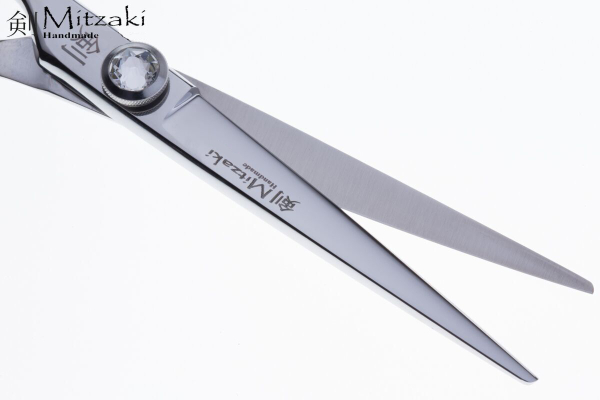 Linkshandschere MITZAKI-Niiyami diamond,in 5.5 ZOLL oder 6.0 ZOLL, HOHLSCHLIFF, für alle Coiffeure die das beste wollen, fester Fingerhaken, Premium - HOHLSCHLIFF